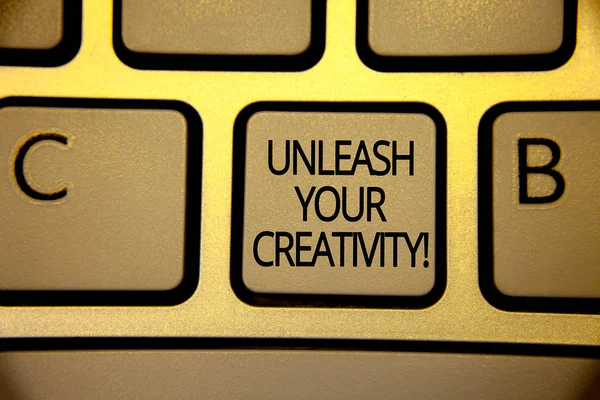 Word Writing Text Entfesseln Sie Ihre Kreativität Aufruf Geschäftskonzept Zur — Stockfoto