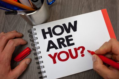 El yazısı metin nasıl Are sen soru. Sağlığınız anlam kavramı yaşam ve sağlık Not defteri hakkında kalem bilgi fikirler mesaj düşüncelerini soran durumu davet ahşap arka plan