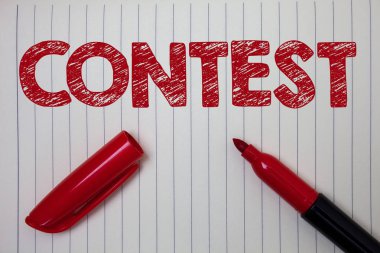 Word metin yazma yarışması. Marker fikirler mesajlar ilham düşünceleri açık iş kavramı oyun Turnuvası rekabet olay deneme fetih savaş mücadele defter Kağıt arka planı için