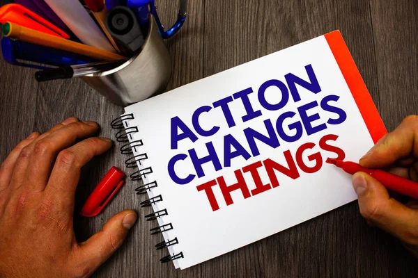Texte Montrant Action Change Things Photo Conceptuelle Améliorer Vous Même — Photo