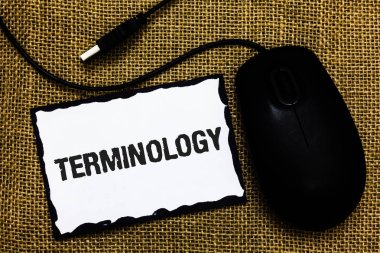 El yazısı metin terminoloji. Koleksiyon terimlerin anlamı kavramı Usb siyah fare Sanat Kurulu kağıt fikirler düşünceler fikirler tasarımlar gölge mat farklı meslek eğitim sektörü tarafından kullanılan