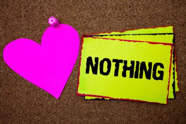 Hiçbir şey gösterilen metin işareti. Kavramsal değil bir şey tek bir fotoğraf veya değer ilerleme sınır yapışkan yokluğu hatırlıyorum kartları aşk tutturulmuş kalp koyu kahverengi zemin