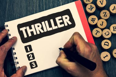 Gerilim gösterilen Not yazma. Hayat film ve film kategori yaratıcı fikir kağıt nesne ilham güzel düşünceler Not defteri bulmaca korkunç anlarda ürpertici vitrine iş fotoğraf