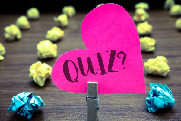 Writing Note Showing Quiz Question Business Photo Showcasing Short Tests — Stock Photo, Image