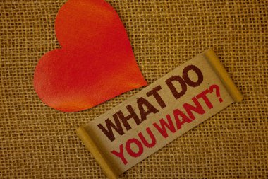 Word metin ne yapmak size istediğiniz soru yazma. İş kavramı kırmızı kenarlıkla ve içerik pembe kağıt kalp güzel trice aspirasyon tefekkür gerekir düşünmek Aspire lavanta pembe sayfası için