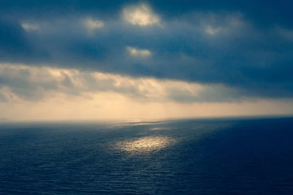 Onde Mediterranee Sorprendenti Gorgeos Mirabile Oceano Blu Meraviglioso Cielo Panoramico — Foto Stock