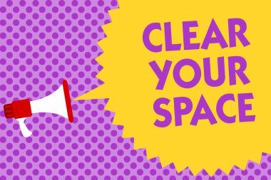 Your alan gösterilen Not yazma. İş temiz ofis stüdyo alanı boş yenileme yeniden düzenleme metin mor balonu desen tasarım ilan çok satırlı olun fotoğraf vitrine fikirler mesajlar