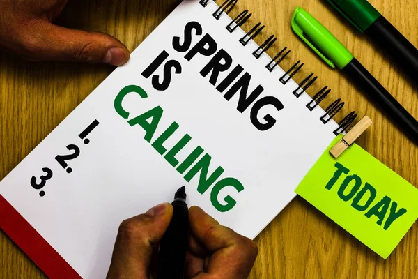 Testo Calligrafico Spring Calling Concetto Significato Tempo Fiori Marzo Venuta — Foto Stock