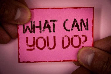 El yazısı metin ne olabilir size sorum. Köşeleri iletisi tutan pembe kağıt Not kırmızı kenarlıkla parmak yazılı tefekkür kelime değerinde hizmet belirlenmesi amacı anlam kavramı