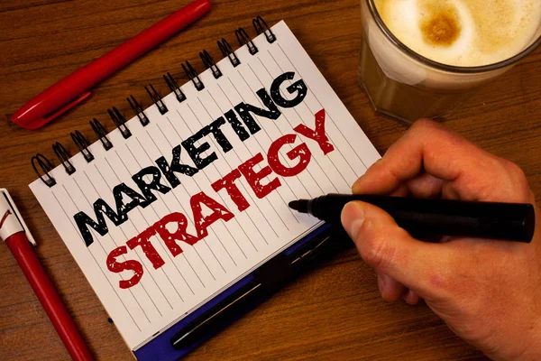 Strategi Pemasaran Teks Penulisan Kata Konsep Bisnis Untuk Plan Formula — Stok Foto