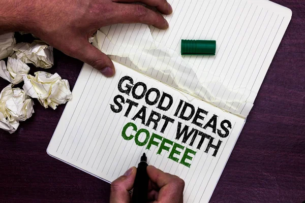 Signo Texto Que Muestra Buenas Ideas Comienza Con Café Los — Foto de Stock