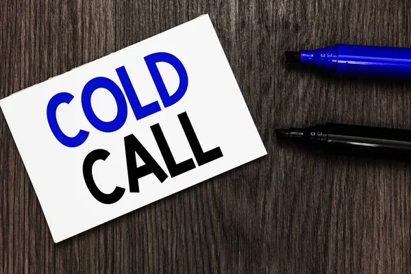 Sinal Texto Mostrar Cold Call Foto Conceitual Chamada Não Solicitada — Fotografia de Stock