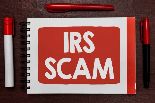 Tekst Teken Weergegeven Irs Scam Conceptuele Foto Gericht Belastingbetalers Door — Stockfoto