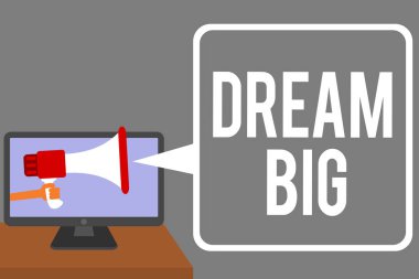 Kavramsal el rüya büyük gösterilen yazma. Megafon bilgisayar ekranında konuşma balonu söz tutan adam ulaşmak istediğiniz değeri yüksek bir şey için vitrine iş fotoğraf