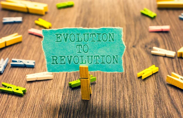 Word Writing Text Evolution Revolution Business Concept Adapting Way Living — Stock Photo, Image