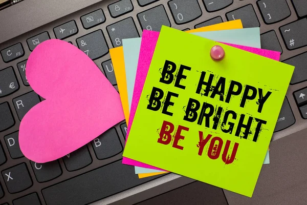 Segno Testo Che Mostra Happy Bright You Foto Concettuale Fiducia — Foto Stock