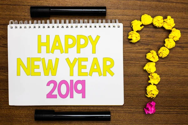 Escribir Mano Conceptual Mostrando Feliz Año Nuevo 2019 Foto Negocios — Foto de Stock