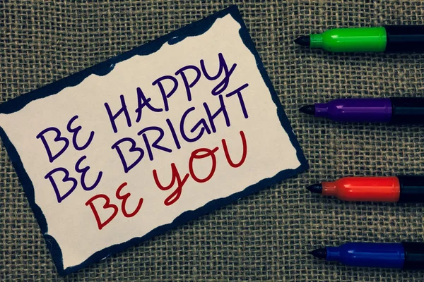 Signo Texto Que Muestra Happy Bright You Foto Conceptual Confianza — Foto de Stock