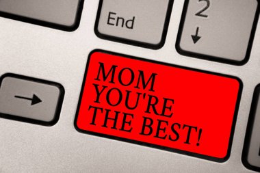 Kavramsal el gösteren anne sen yeniden yazma Best vardır. İş fotoğraf metin takdir anne sevgi duygularını için iltifat grimsi gümüş klavye kırmızı renk düğme siyah renk metinleri ile