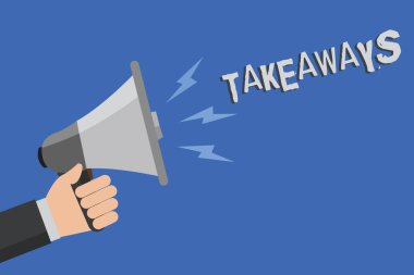 Metin Takeaways yazılı kelime. İş kavramı bir eylem veya örnek senden adam birine bir şey vermek için yüksek sesle konuşan megafon hoparlör mavi arka plan iletisi tutan