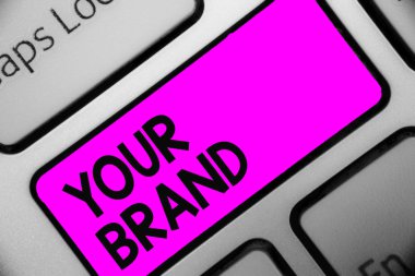 Word metin yazma Your marka. İş kavramı bir ad için bir şey etkilenen her türlü için mor klavye tuşu niyeti marka olarak oluşturmak yansıma belge bilgisayar