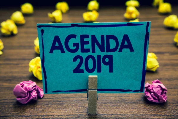 Signo Texto Que Muestra Agenda 2019 Lista Fotos Conceptuales Las — Foto de Stock