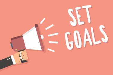 Metin işaret gösteren Set gol. Kavramsal fotoğraf tanımlama ya da bir şey gelecekte elde dayalı planı adam yüksek sesle konuşan megafon hoparlör pembe arka plan iletisi tutan