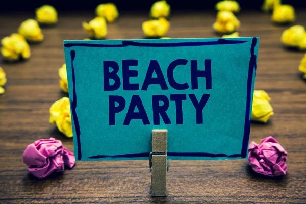 Panneau Texte Montrant Beach Party Photo Conceptuelle Petit Grand Festival — Photo