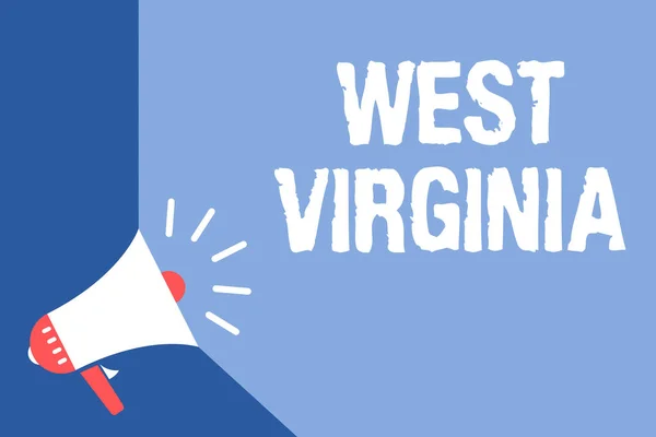 ウェスト バージニア州を示すメモを書きます アメリカ合衆国の州旅行観光旅行歴史メガホン スピーカー青い背景の重要なメッセージが大声で話すの展示事業写真 — ストック写真