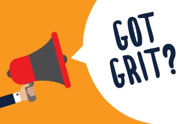 Grit got soru gösterilen Not yazma. İstenen hedef adam doğrultusunda azim ile madeni eşya vitrine iş fotoğraf megafon hoparlör konuşma balonu mesajı yüksek sesle konuşan holding