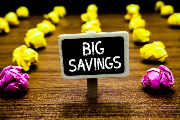 Sinal Texto Mostrando Big Savings Rendimento Foto Conceitual Não Gasto — Fotografia de Stock