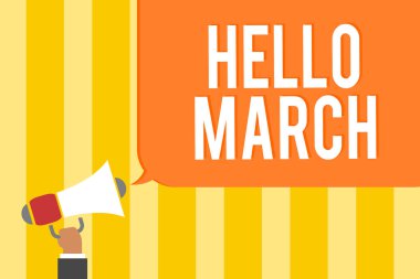 Merhaba Mart gösterilen metin işareti. Kavramsal fotoğraf müzikal kompozisyon genellikle önlü veya dört kişilik beat adam megafon hoparlör konuşma balonu mesajı yüksek sesle konuşan holding ile