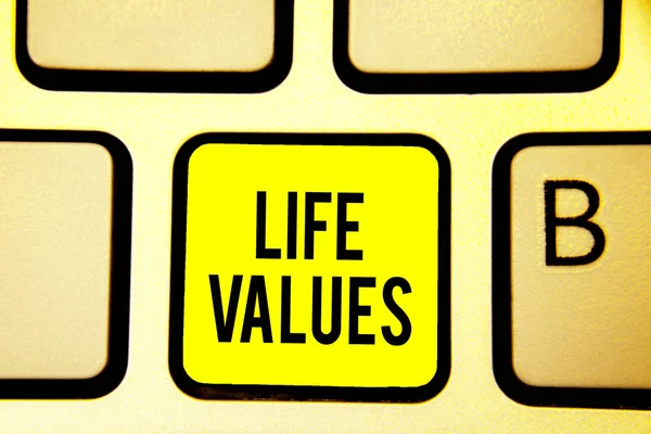 Texte Manuscrit Life Values Concept Signifiant Des Choses Qui Selon — Photo