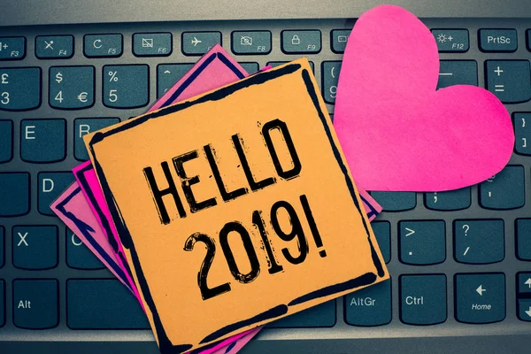 Nota Escritura Mostrando Hola 2019 Foto Negocios Mostrando Expresión Gesto — Foto de Stock