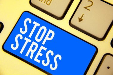 Bırak stres gösterilen metin işareti. Kavramsal fotoğraf arama yardımı daha fazla klavye mavi uyu ilaçlar harcama zaman alacak loveones ile anahtar niyet oluşturma yansıma belge bilgisayar