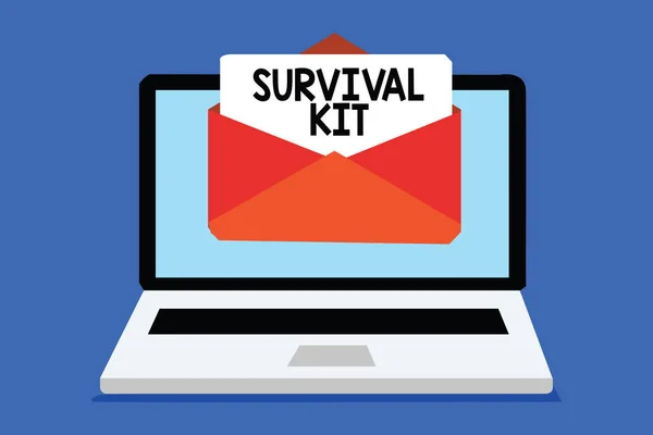 Текст для написания слов Survival Kit. Бизнес-концепция Emergency Equipment ("Экстренное оборудование"), которая поможет человеку, получающему по электронной почте важное сообщение, зашифровать бумажное виртуальное сообщение . — стоковое фото