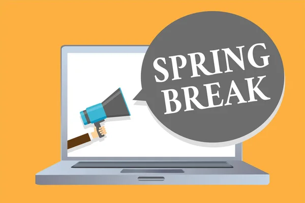 Word pisanie tekstu Spring Break. Koncepcja biznesowa na okres wakacji w szkole i na uczelni podczas wiosny mężczyznę trzymającego głośnik mowy Bańka wiadomość mówiąc głośno. — Zdjęcie stockowe