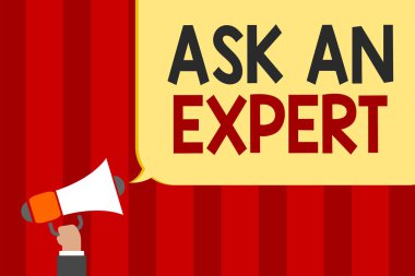 El yazısı metin Ask bir uzman. Çift güvenilir Ace virtüözü merak yetkilisi Geek megafon hoparlör konuşma balonu mesajı yüksek sesle konuşan tutan adam anlam kavramı.