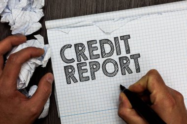 Word metin yazma kredi raporu. Kağıtları birkaç suç işlediysem çalışır iş kavramı borçlanma sabıka kaydı Bill ve aidat ödeme puanı borç Tarih marker defter tutan adam için buruşuk.