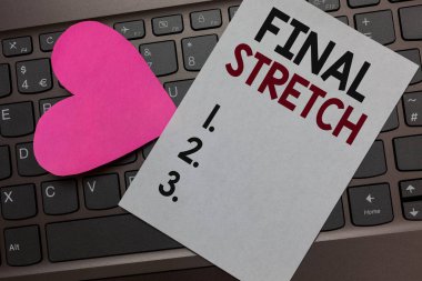 El yazısı metin son streç. Son bacak sonuç yuvarlak son sahne Finale yıl ender Kağıt Romantik güzel mesaj kalp klavye türü bilgisayar iyi duygular anlam kavramı.
