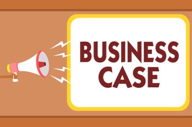 Business Case gösterilen Not yazma. Teklifim girişim sözlü sunu yeni görev megafon hoparlör konuşma balonu mesajı yüksek sesle konuşan tutan adam vitrine iş fotoğraf.