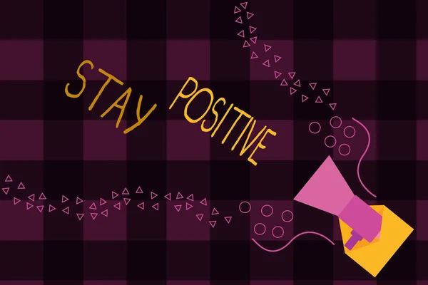 Skriva lapp som visar Stay Positive. Affärsfoto visa upp Engagera sig i upplyftande tankar Var optimistisk och verklig — Stockfoto