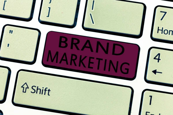 Texte d'écriture Word Brand Marketing. Concept d'entreprise pour la sensibilisation aux produits dans le monde entier — Photo