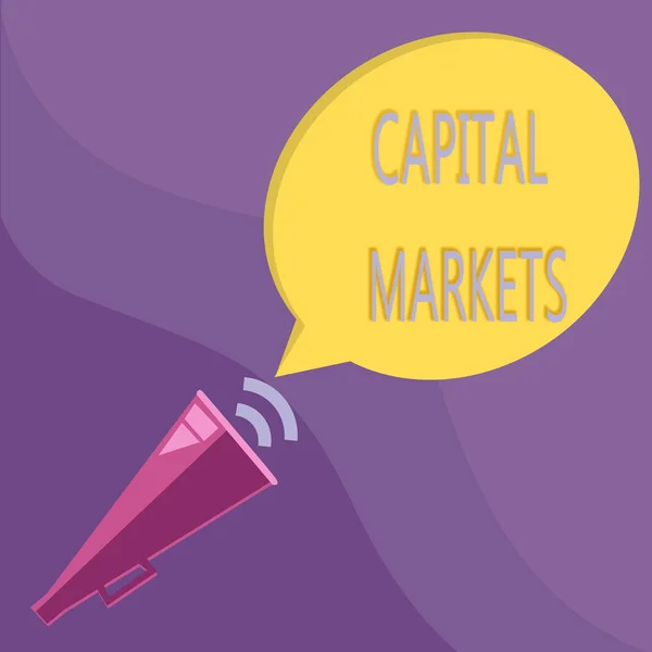 Signo de texto que muestra mercados de capitales. Foto conceptual Permitir a las empresas recaudar fondos proporcionando seguridad en el mercado — Foto de Stock