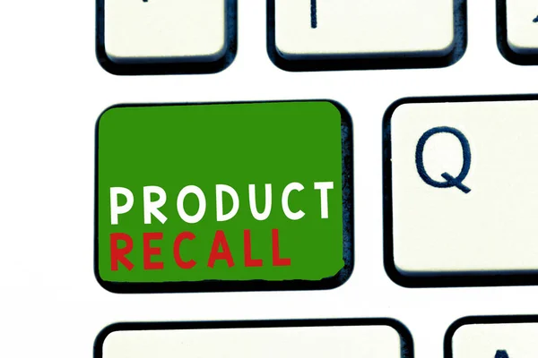 Textzeichen mit Produktrückruf. Konzeptfoto Anfrage eines Unternehmens, das Produkt wegen eines Problems zurückzugeben — Stockfoto