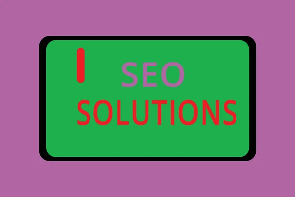 Nota de escritura que muestra Seo Solutions. Foto de negocios mostrando motor de búsqueda Resultado Página Aumentar los visitantes por Rankings —  Fotos de Stock