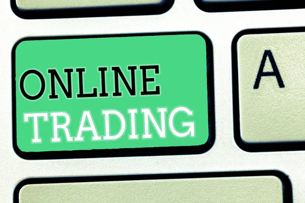 Σήμα κειμένου που δείχνει Online Trading. Εννοιολογική φωτογραφία Αγορά και πώληση περιουσιακών στοιχείων μέσω μιας διαδικτυακής πλατφόρμας μεσιτείας — Φωτογραφία Αρχείου