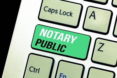 Noteri gösteren kavramsal el yazısı. İş fotoğrafı metni: Yasal Belgelendirme Yetkilendirme Sözleşmesi