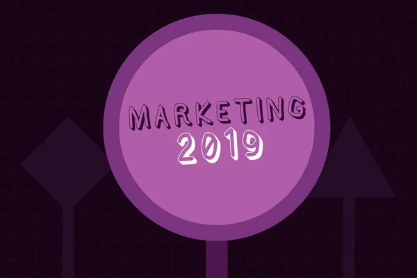 Escritura a mano conceptual que muestra marketing 2019. Foto comercial que muestra las tendencias comerciales para el evento promocional de Año Nuevo 2019 — Foto de Stock