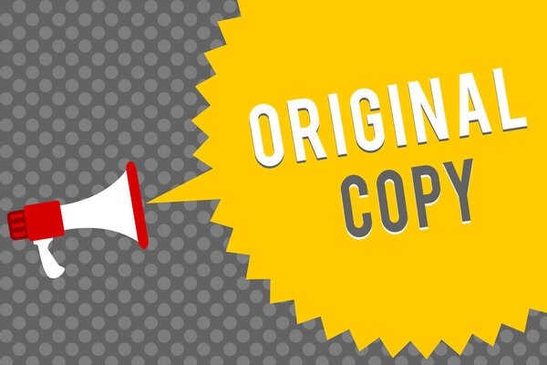 Оригинальная копия рукописного текста. Концепция, означающая главный скрипт Непечатанный фирменный запатентованный основной список Megaphone громкоговоритель сообщение пузырь речи серый фон
.